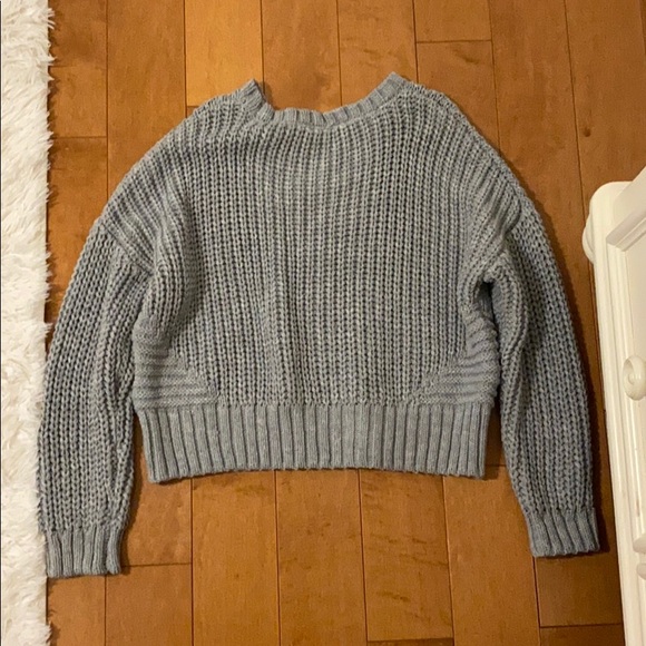 Cropped sweater - Picture 2 of 2